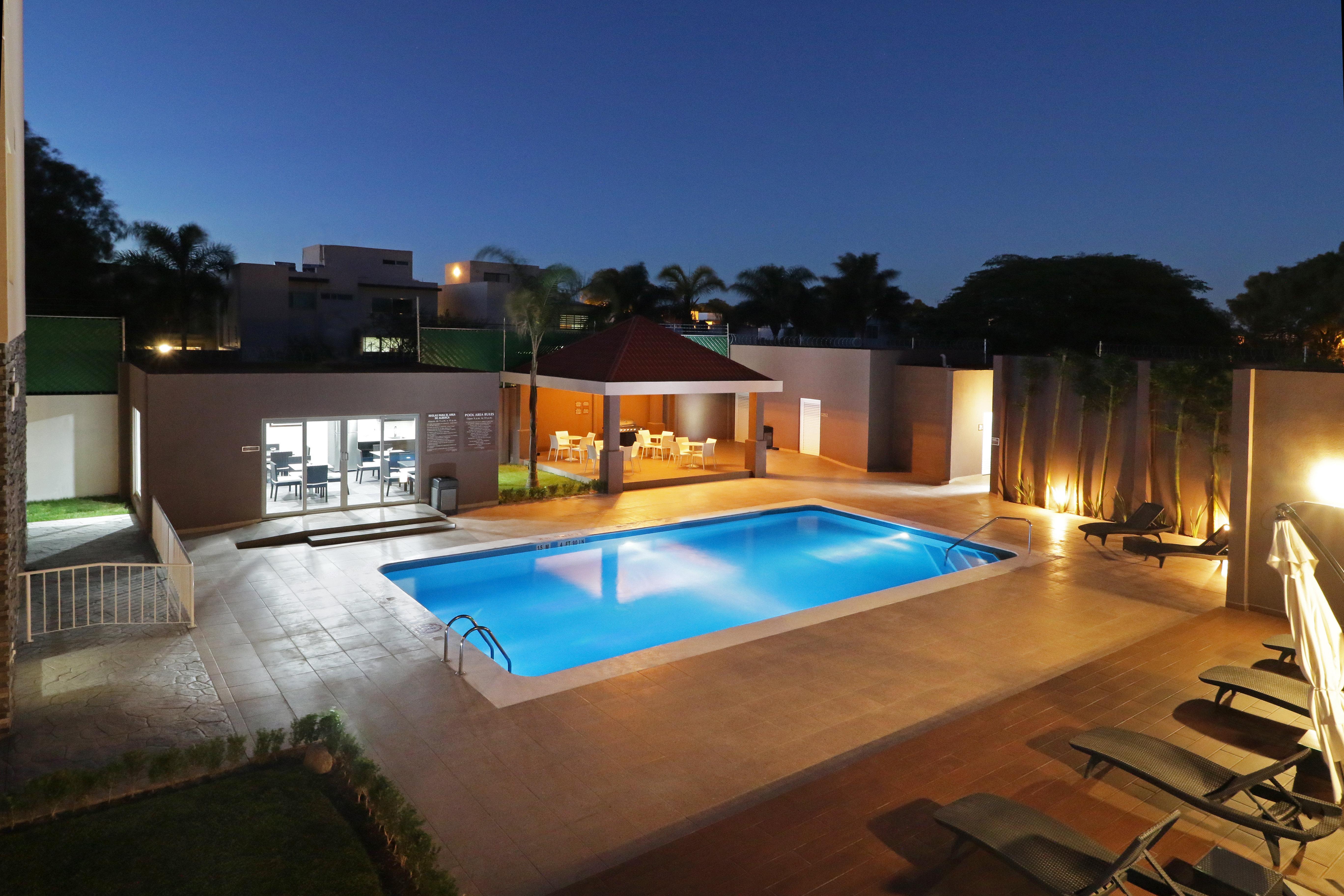 Candlewood Suites Celaya Celaya  Esterno foto