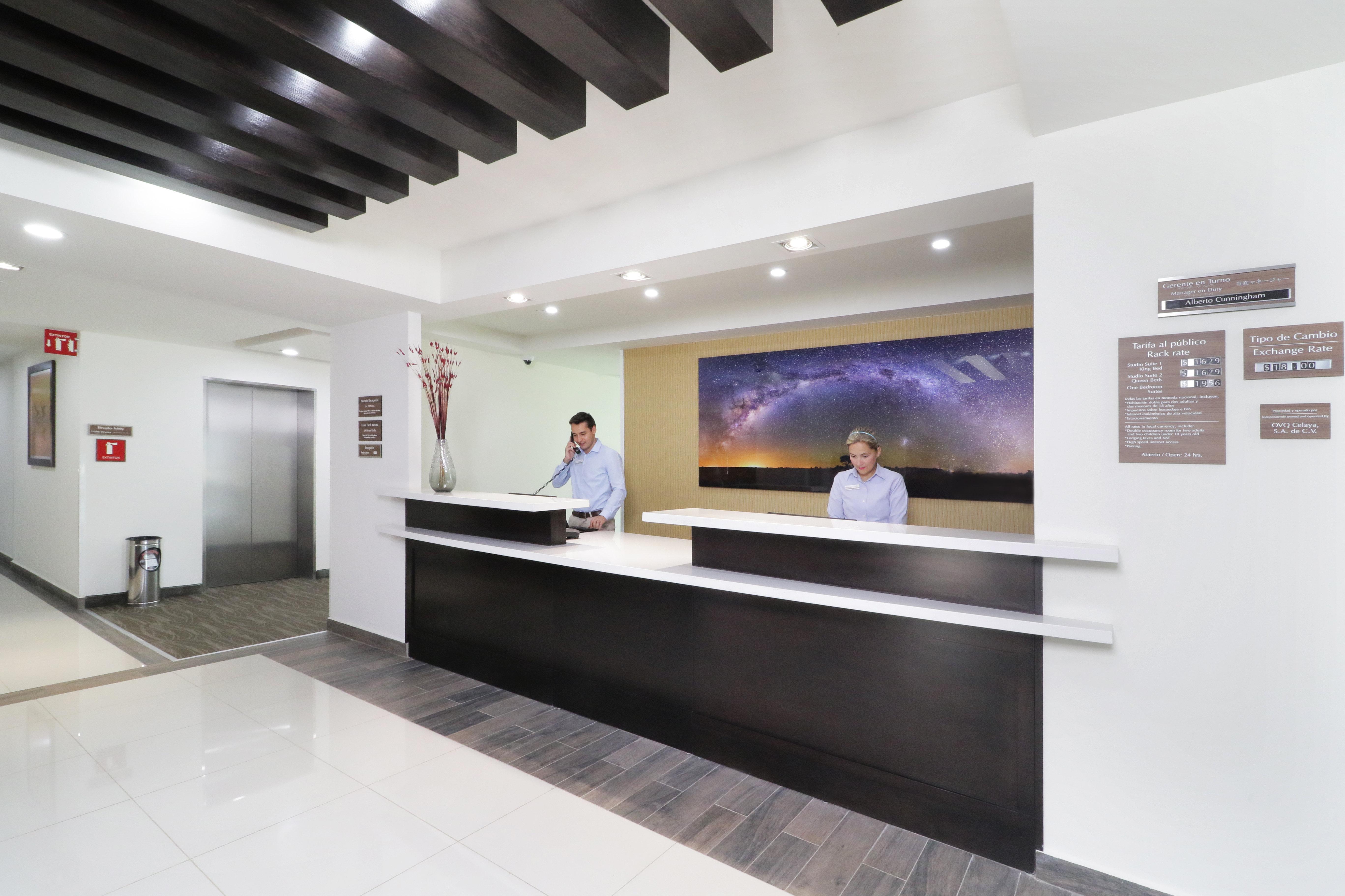 Candlewood Suites Celaya Celaya  Esterno foto