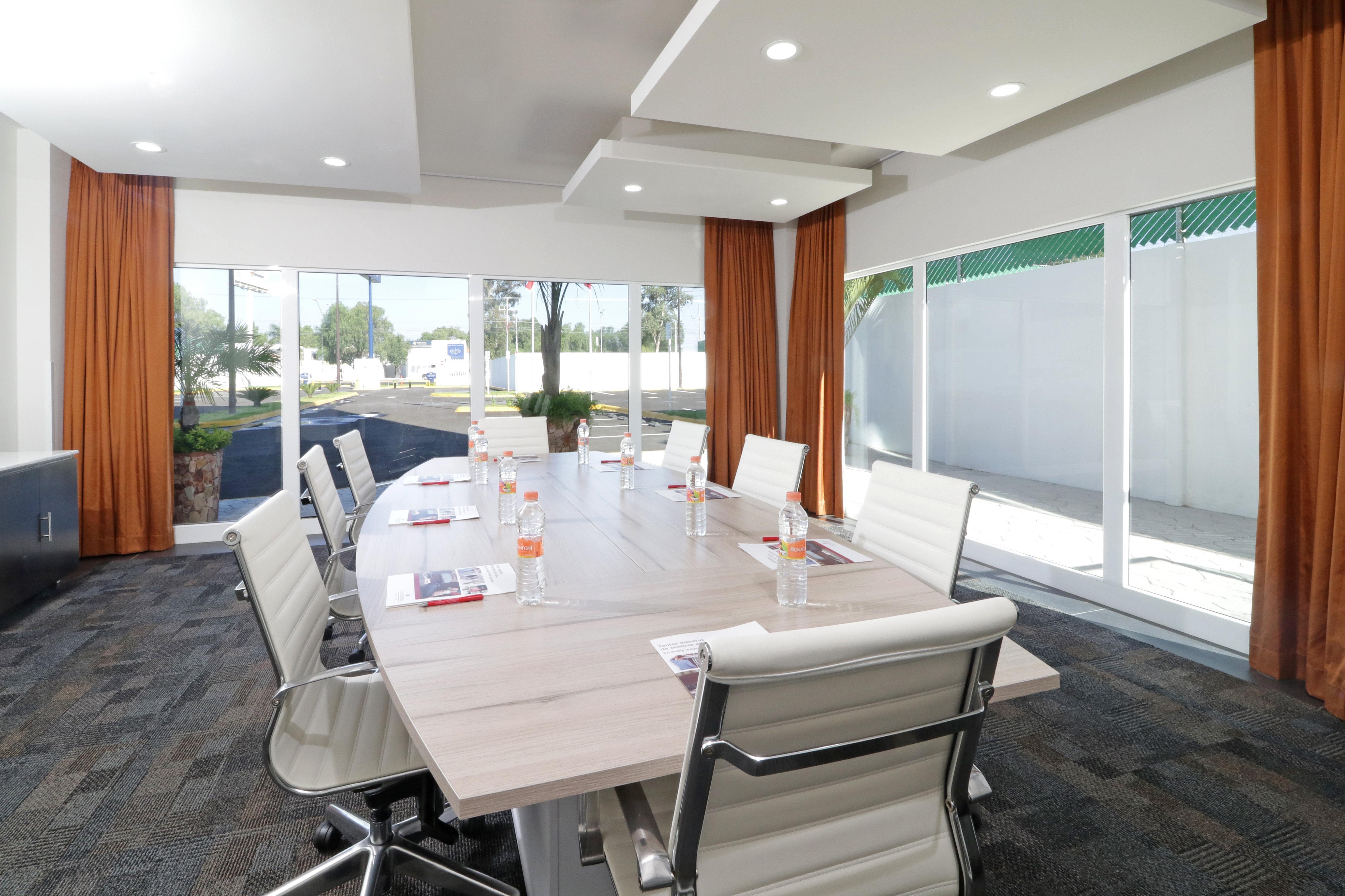 Candlewood Suites Celaya Celaya  Esterno foto